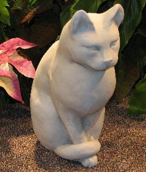 Sitting Cat Statue Cement Center Piece